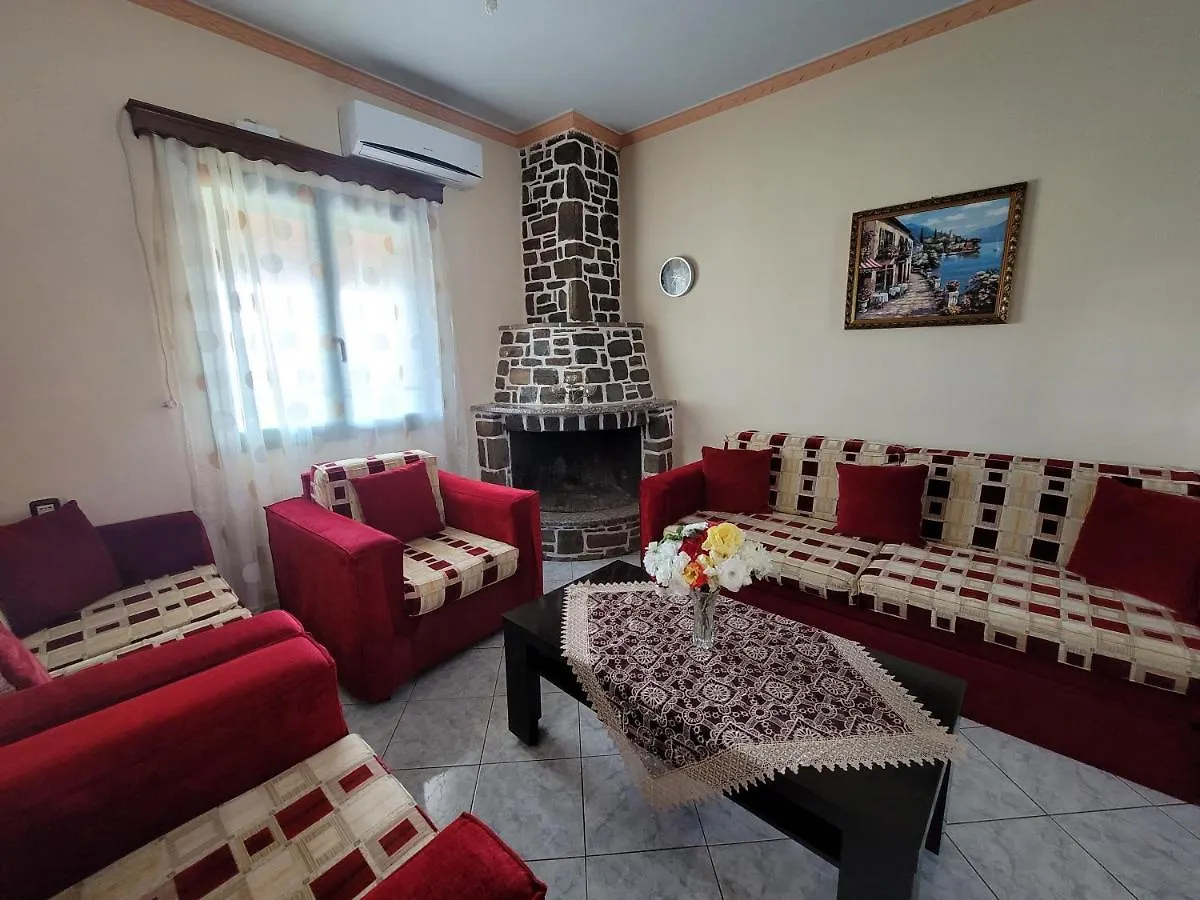 Petrefi Apartments Ksamil