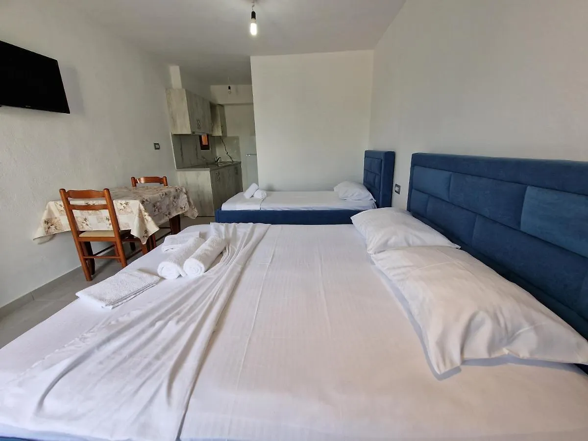 Affittacamere Petrefi Apartments Ksamil