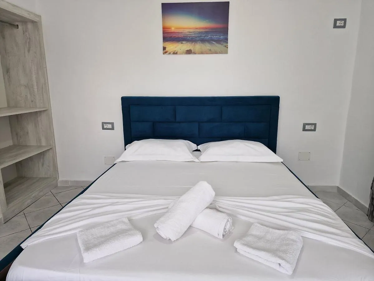Petrefi Apartments كساميل ألبانيا